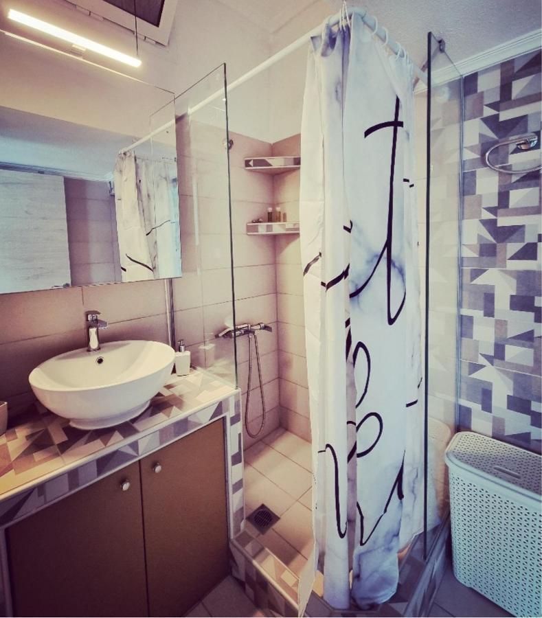 Tararas Apartments Nea Michaniona Eksteriør billede